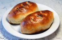Пирожок с картошкой и грибами